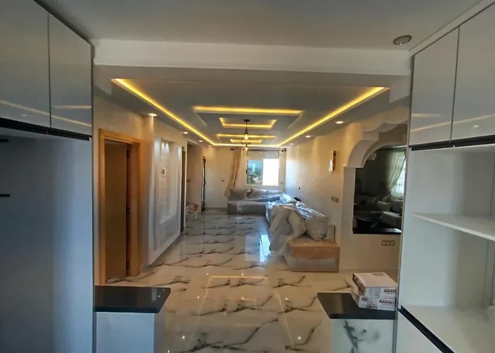 Large, Modern Apartment Ideal For Families